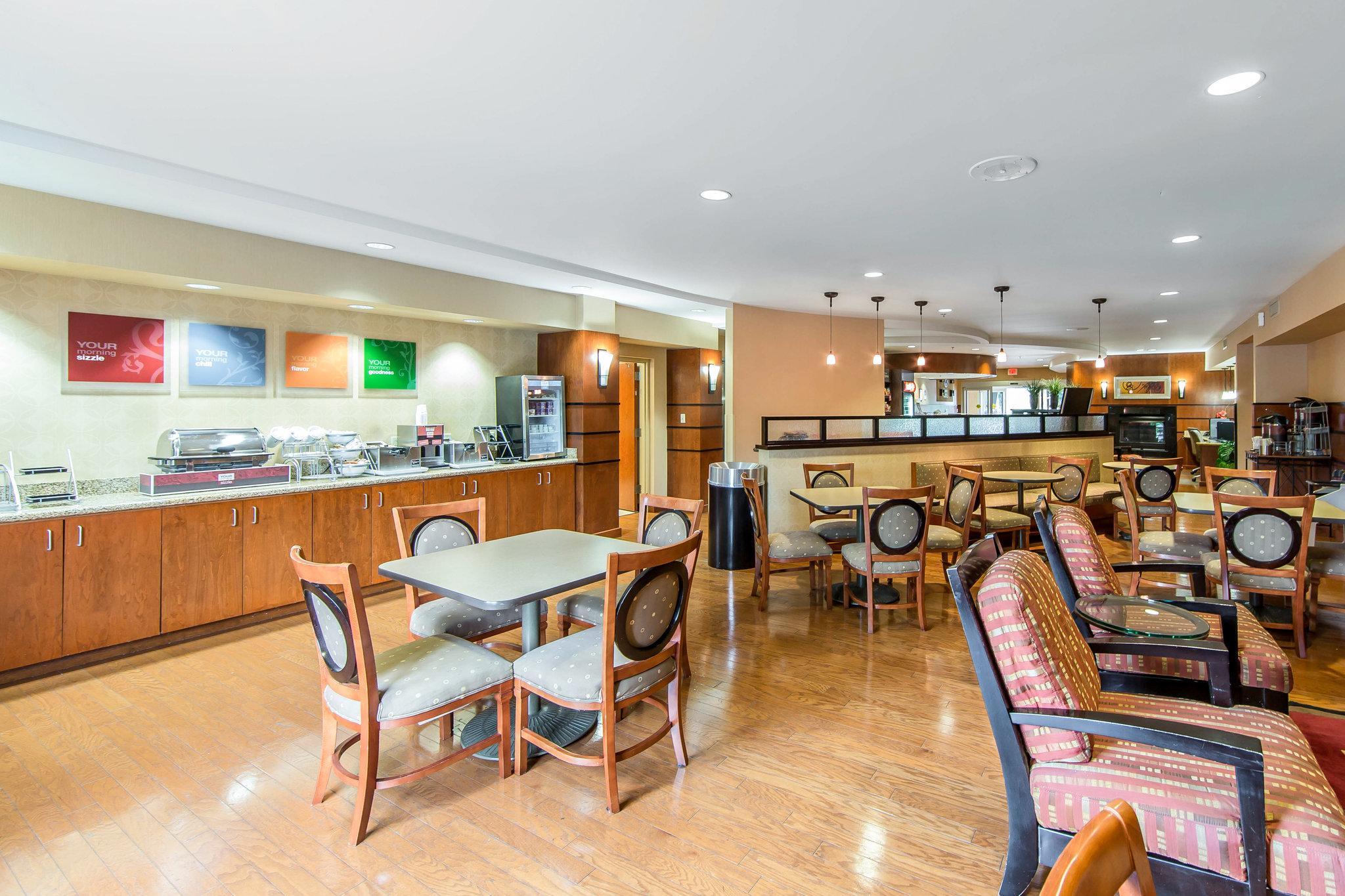Comfort Suites North Ноксвилл Экстерьер фото