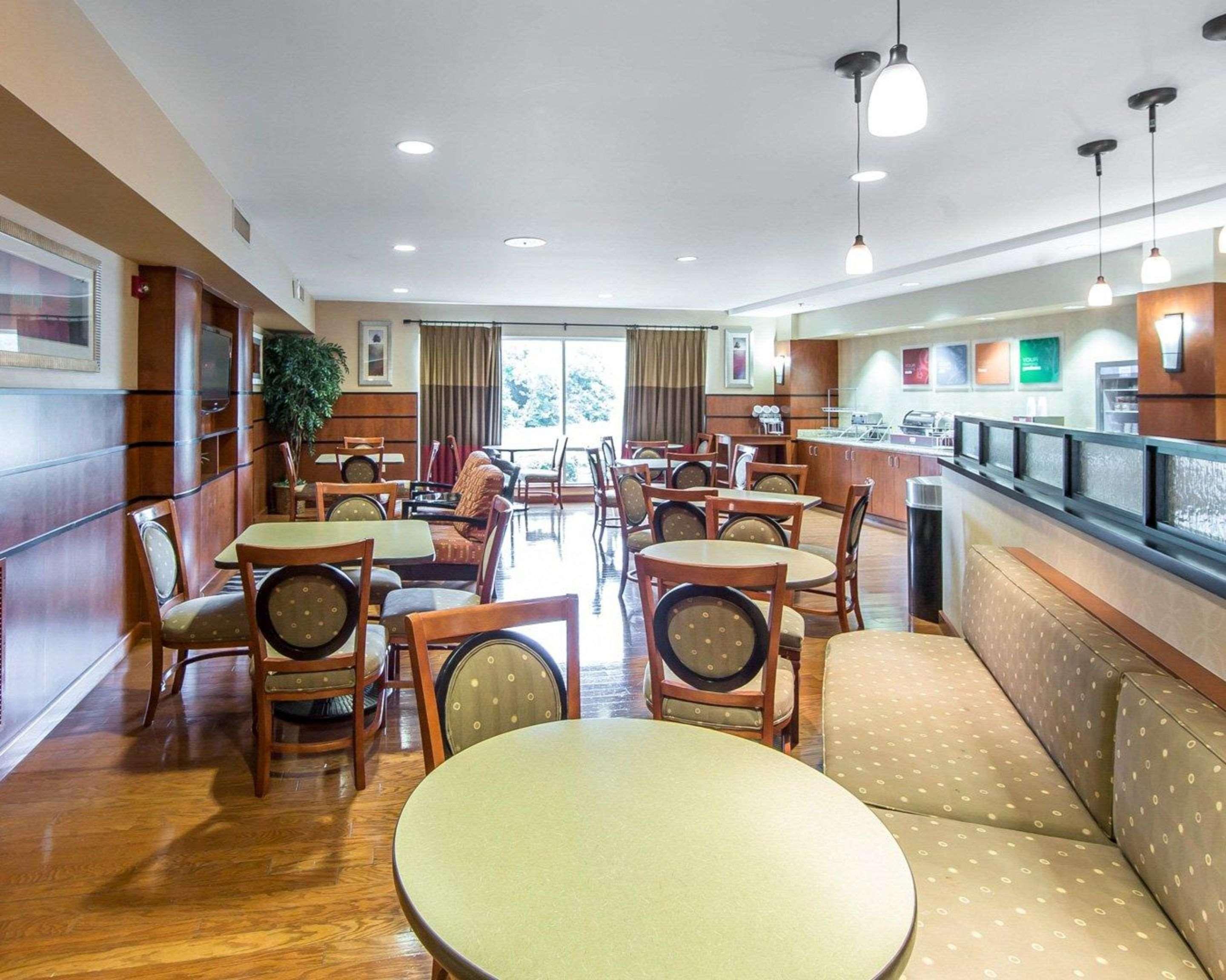 Comfort Suites North Ноксвилл Экстерьер фото